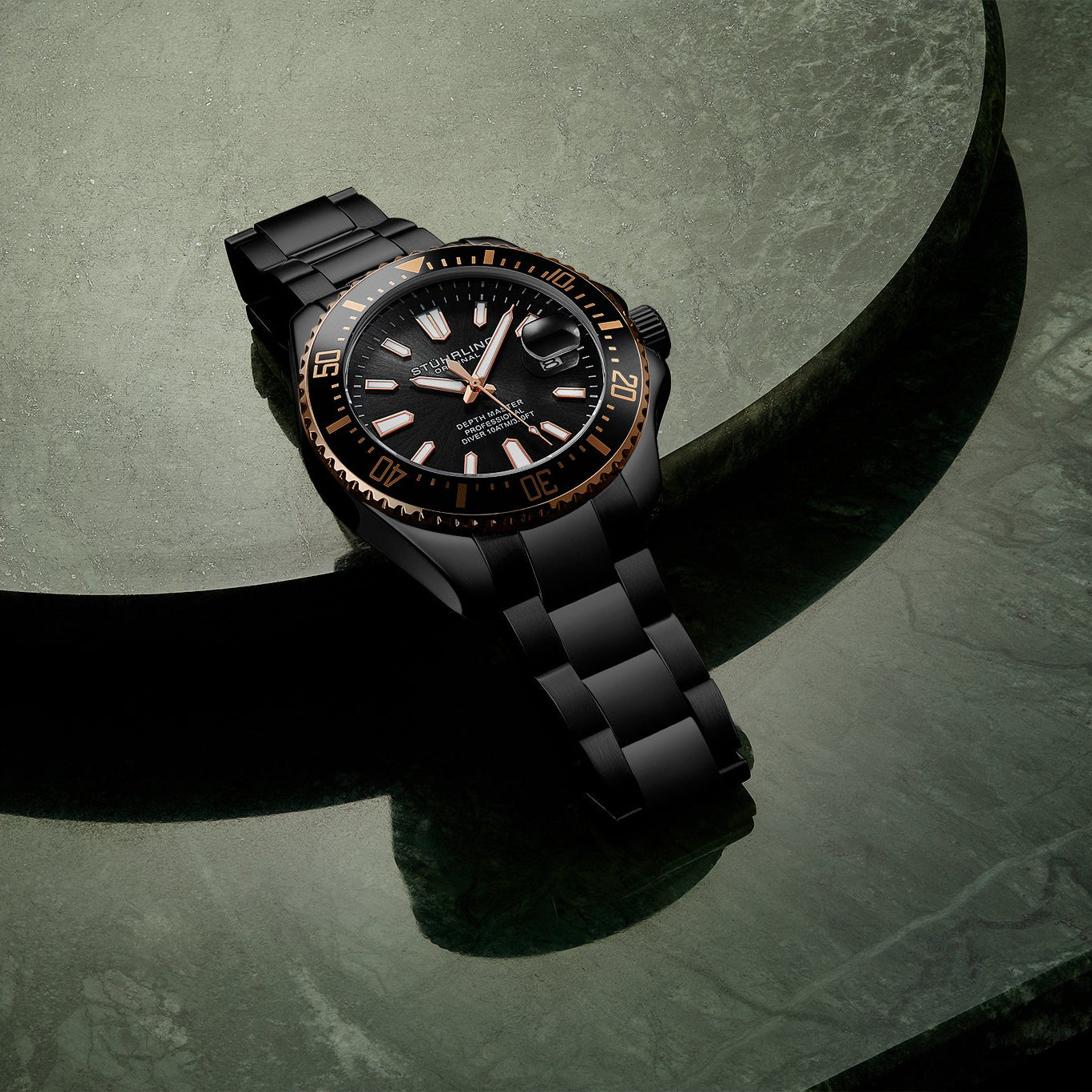 Stührling Depthmaster 3950A Quartz 42mm Diver