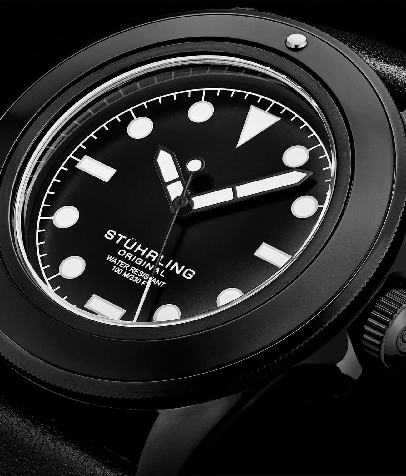 CarbonWave Japanese Quartz 42mm Dive Watch 4027