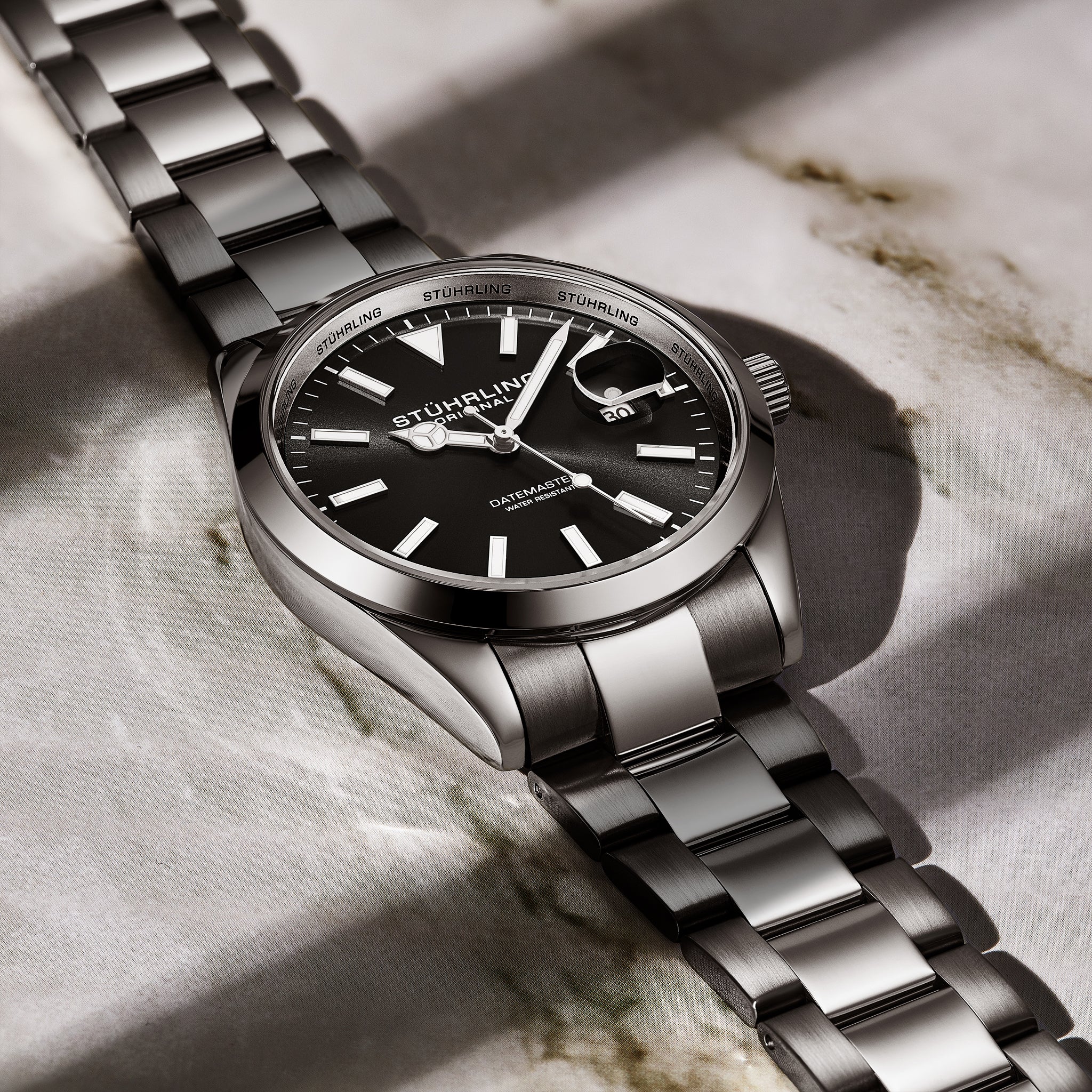 Stührling Datemaster 4065 Quartz 42mm