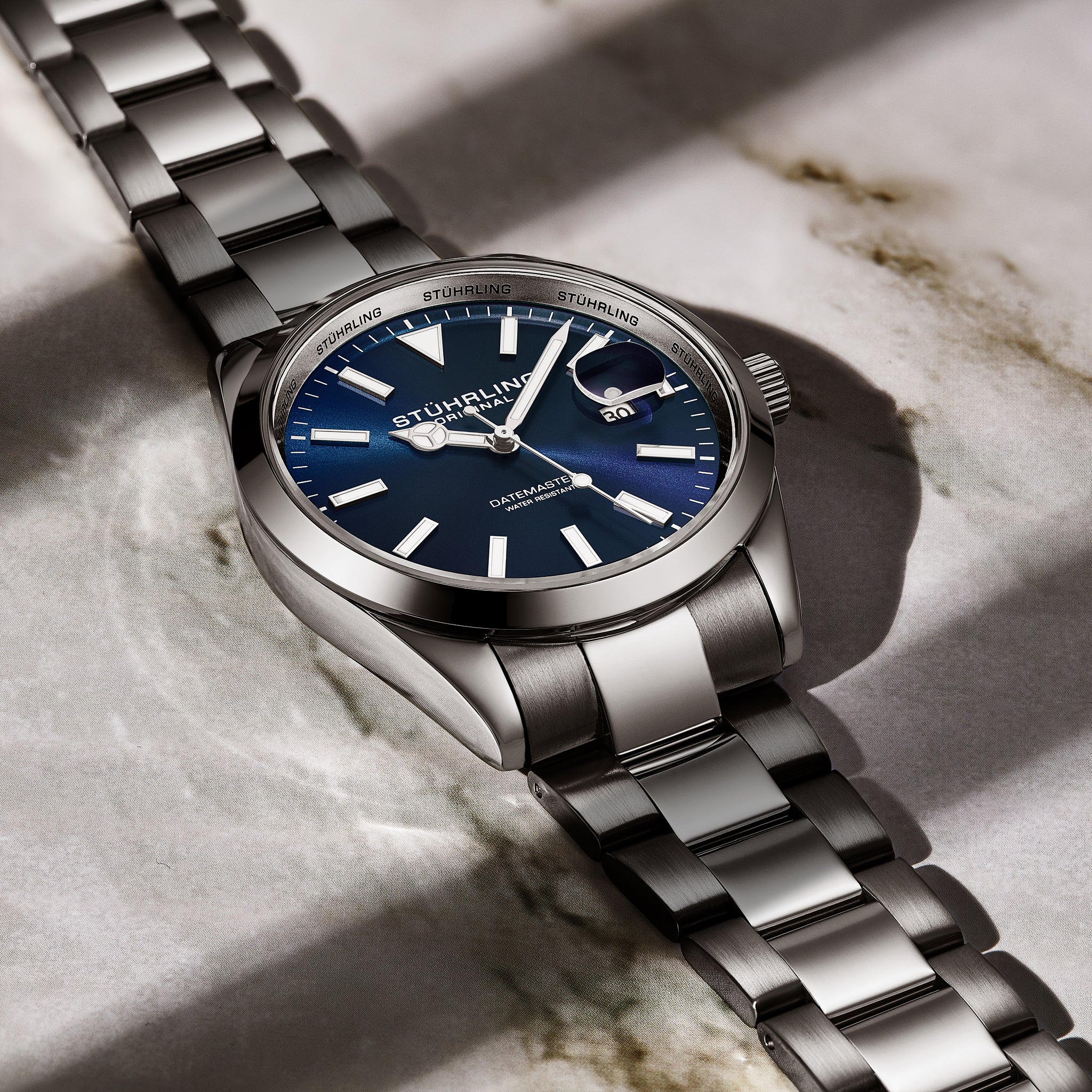 Stührling Datemaster 4065 Quartz 42mm