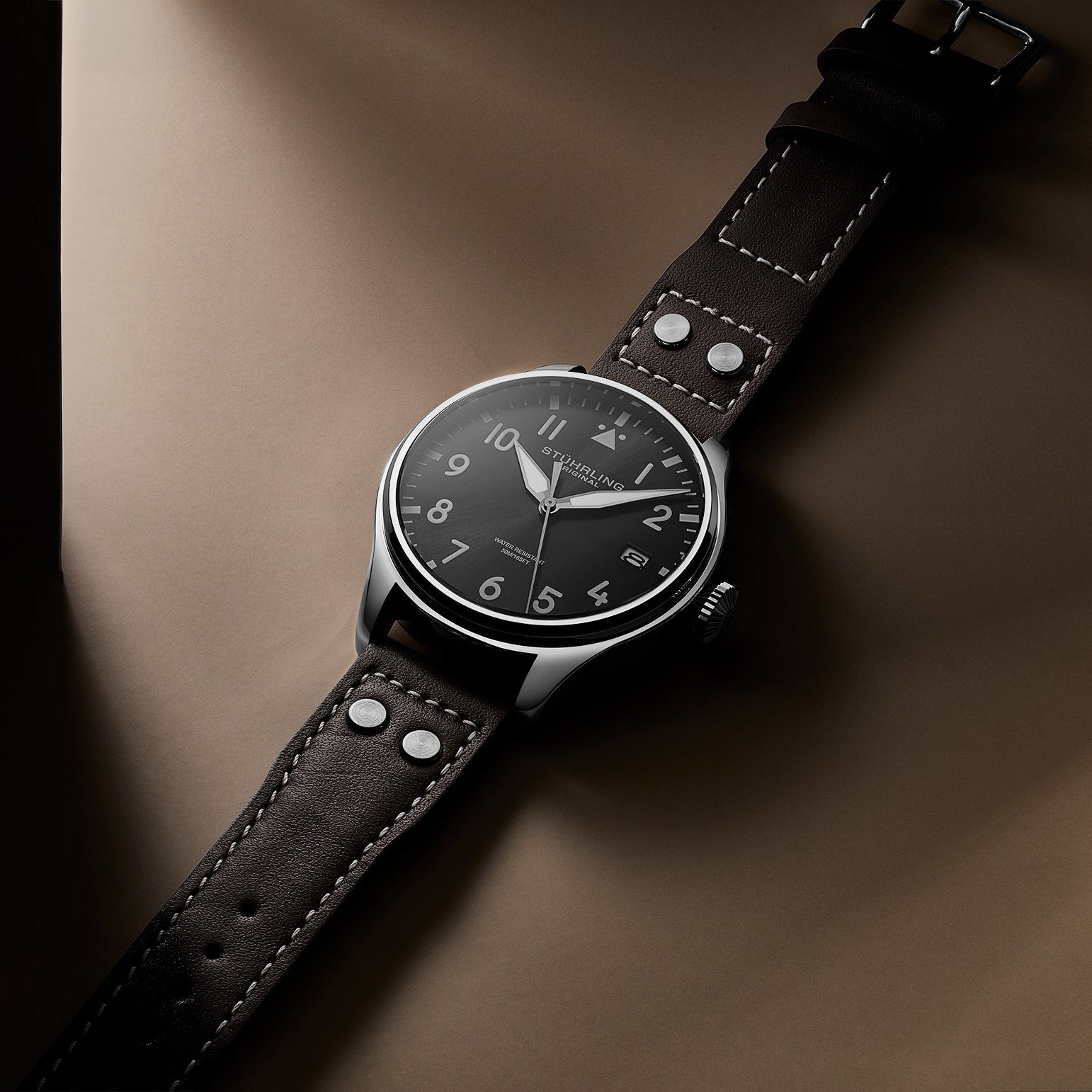 Stührling Airman 4078 Quartz Men’s 43mm Pilot Watch
