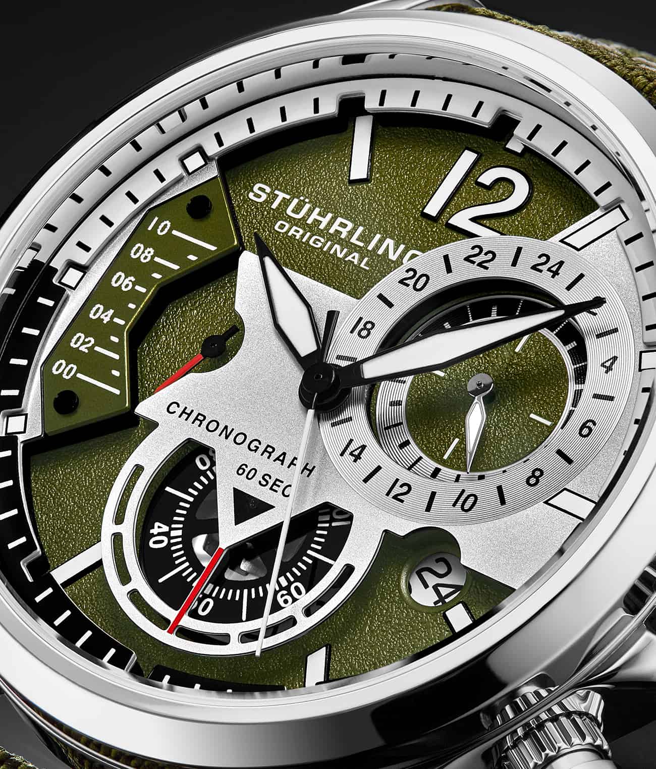 Green Dial / Silver Case / Green Leather Strap Silver Tang Buckle