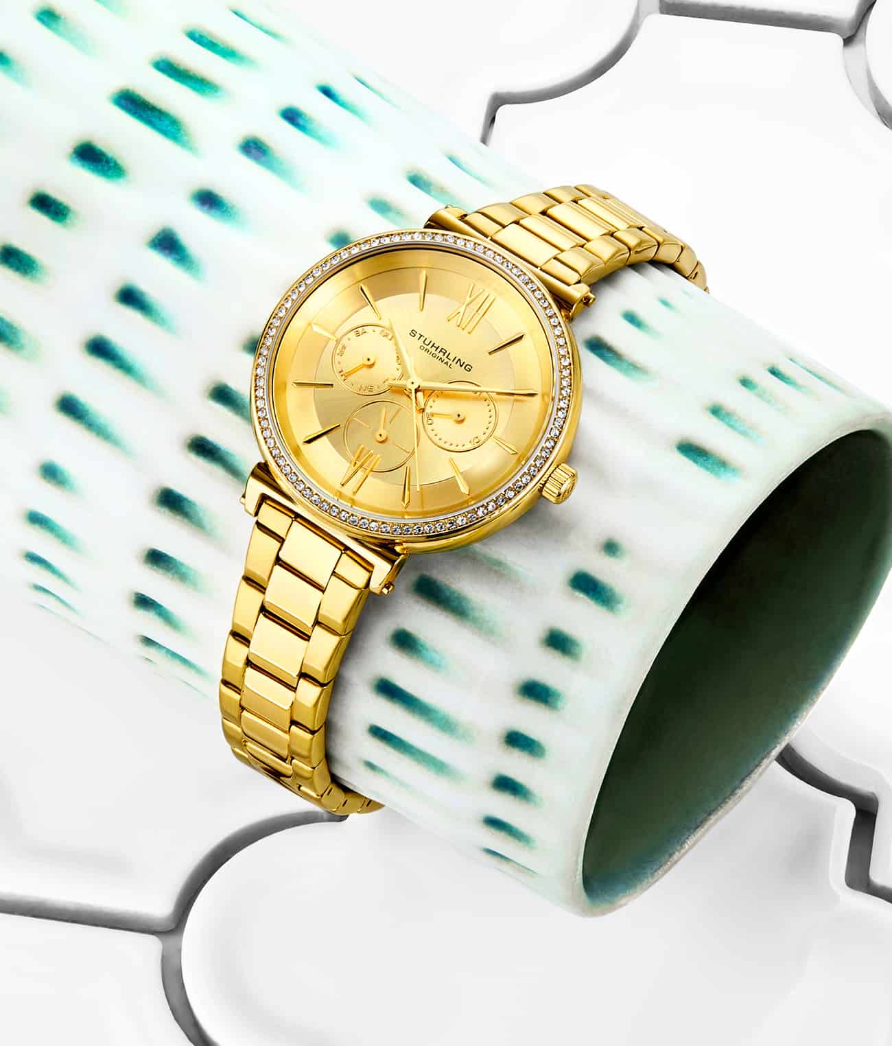 Aria 3908.4 Quartz 40mm Classic with Emma Polished Bangle, Emilia Snake Chain Bracelet and Studs