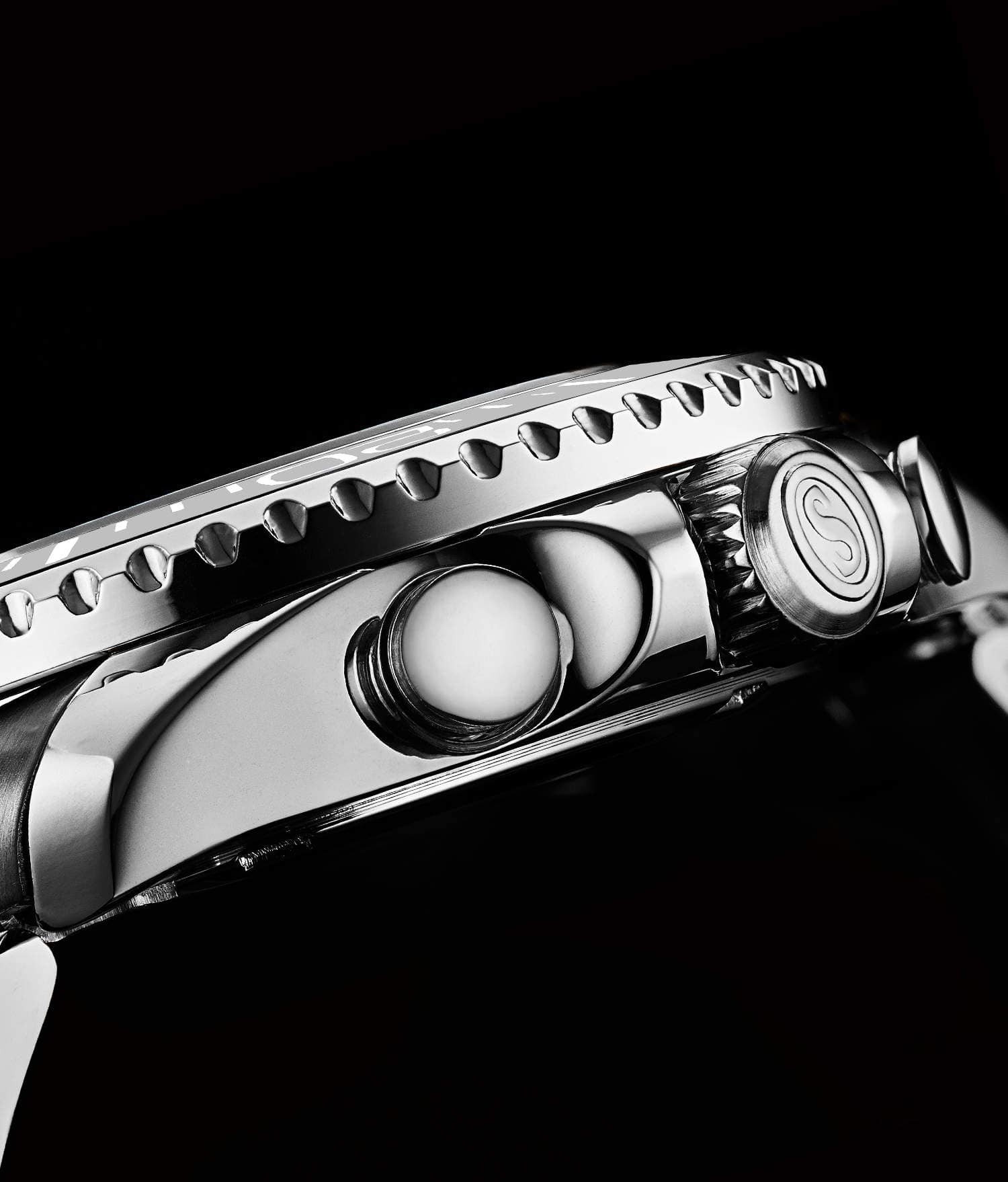 Brigadier Quartz Chronograph 42mm Diver With Stainless Steel Deployant Buckle