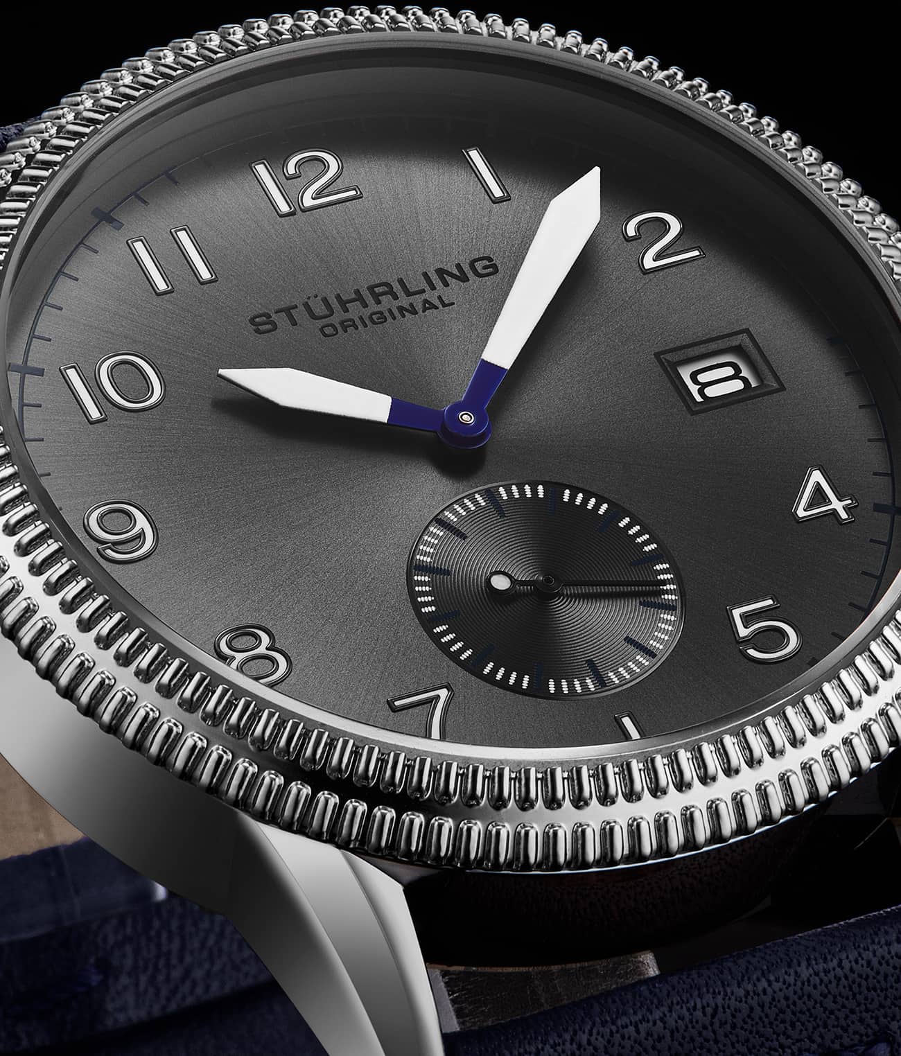 The Wingman Quartz 4011 Aviator 44mm