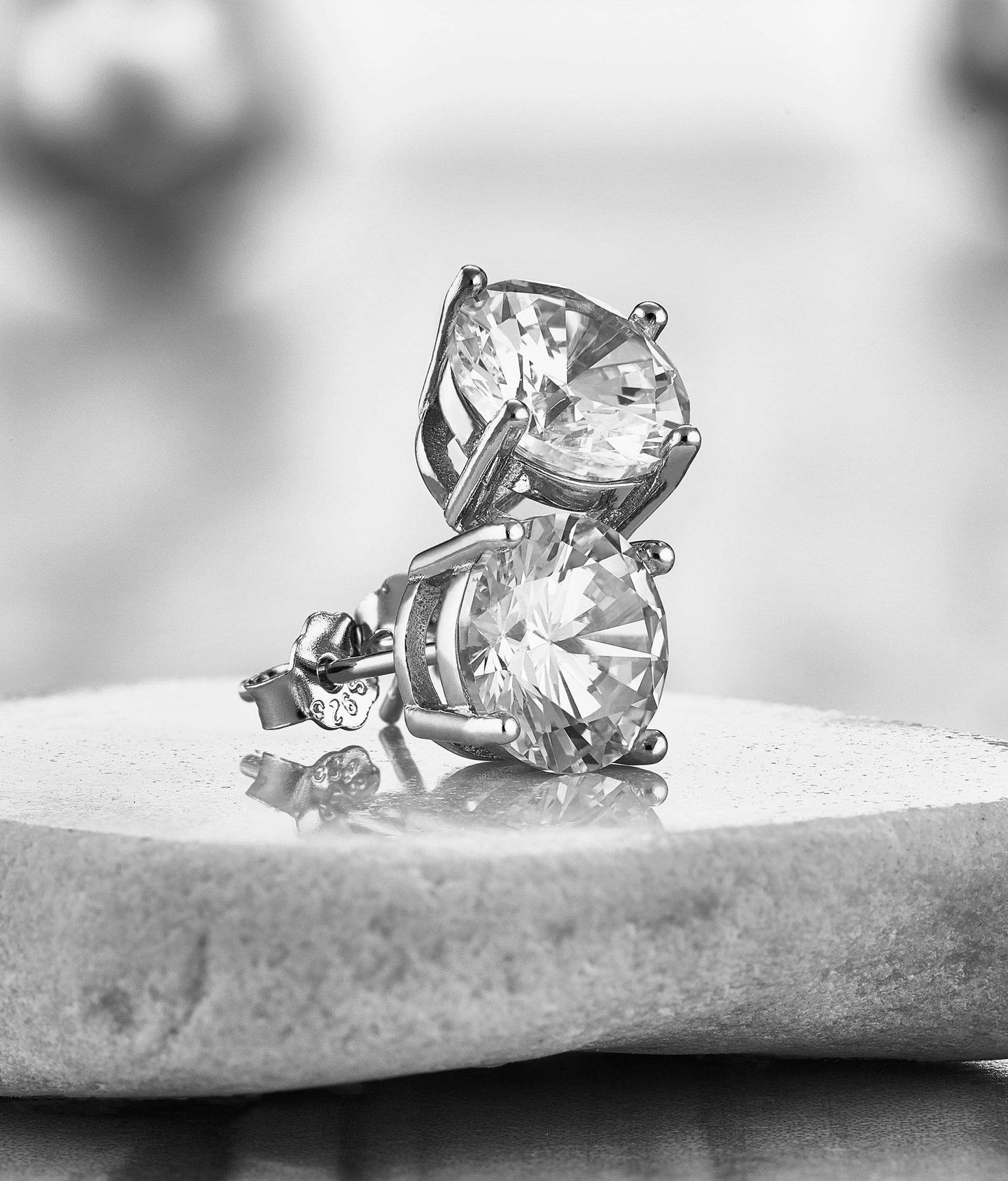 Lineage 3936.6 Quartz 31mm Fashion with Emilia Snake Chain Bracelet, Emma Polished Bangle and Studs