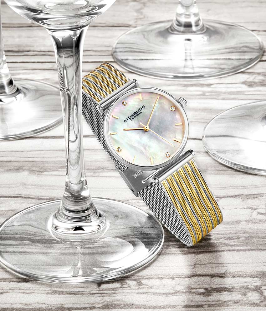 Silver Dial / Silver Case / Gold Band