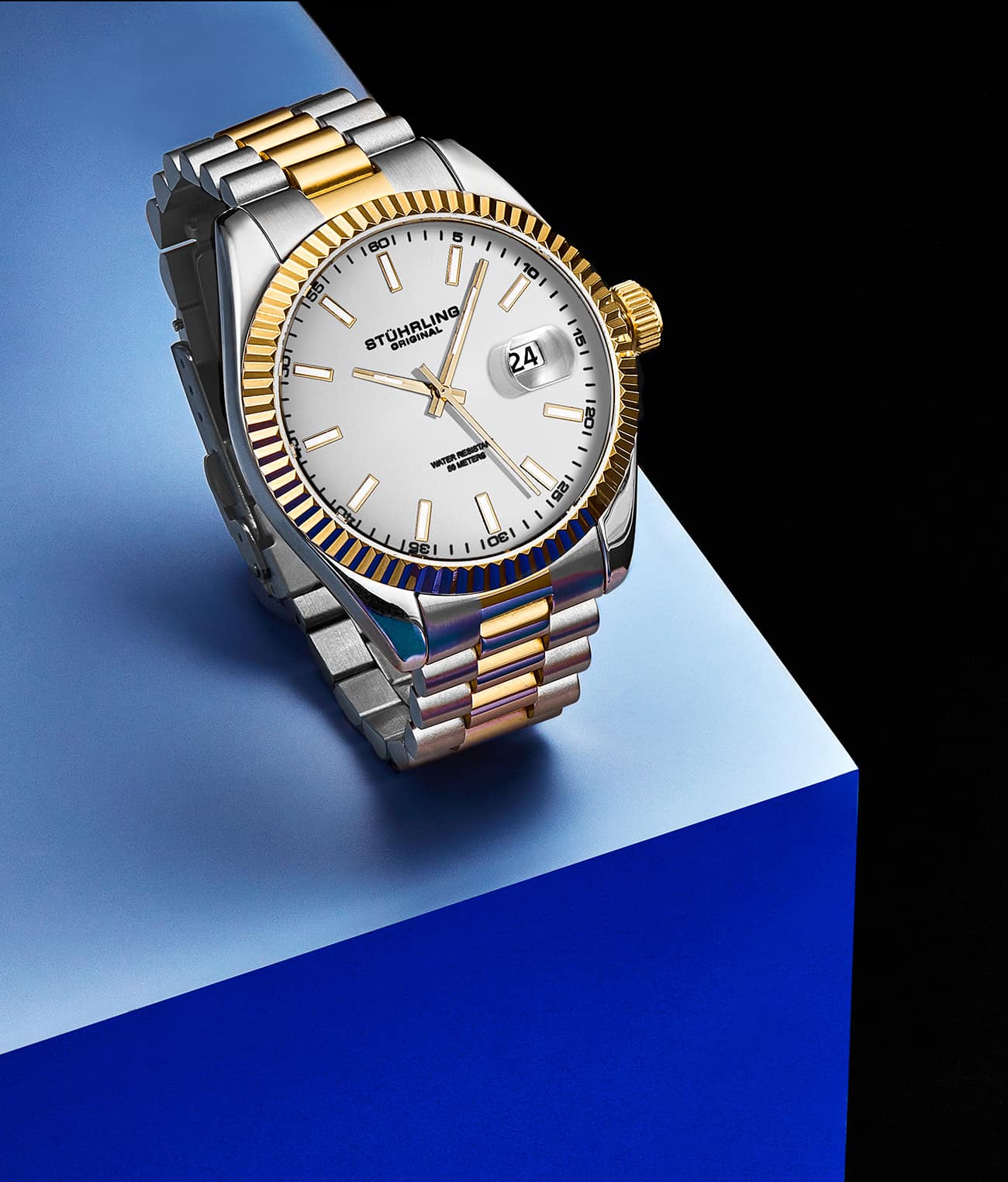 White Dial / Silver Case / Silver Band 3