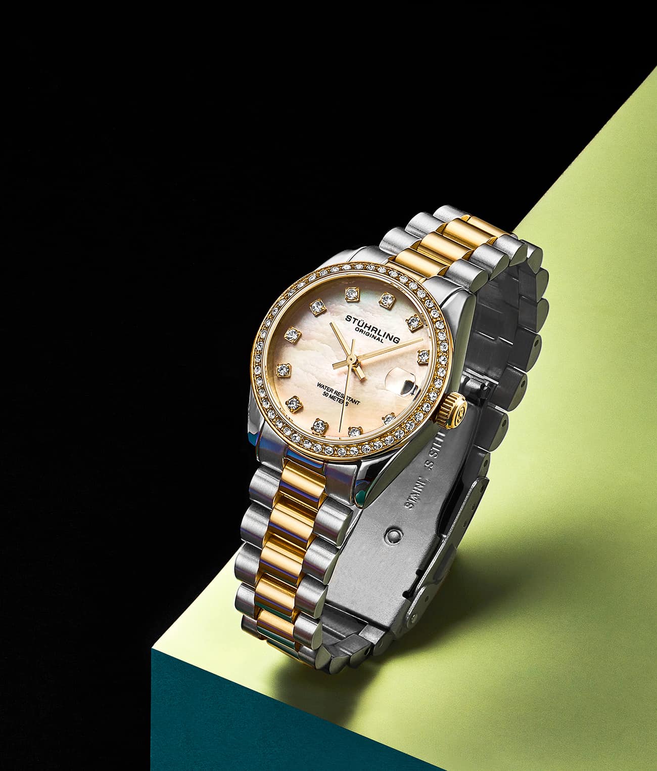 Silver Dial / Silver Case / Gold Band