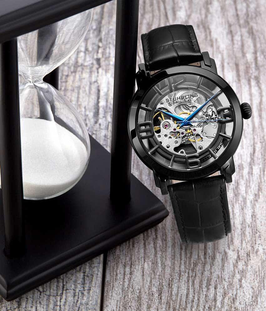 Black Dial / Black Case / Black Band