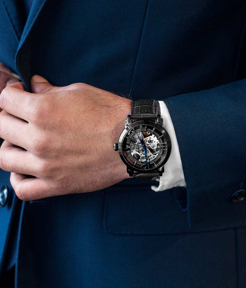 Black Dial / Black Case / Black Band