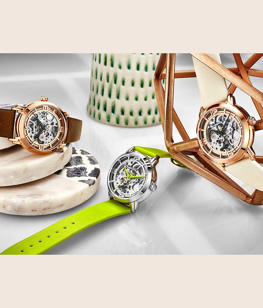 Silver Dial / Silver Case / Green Band