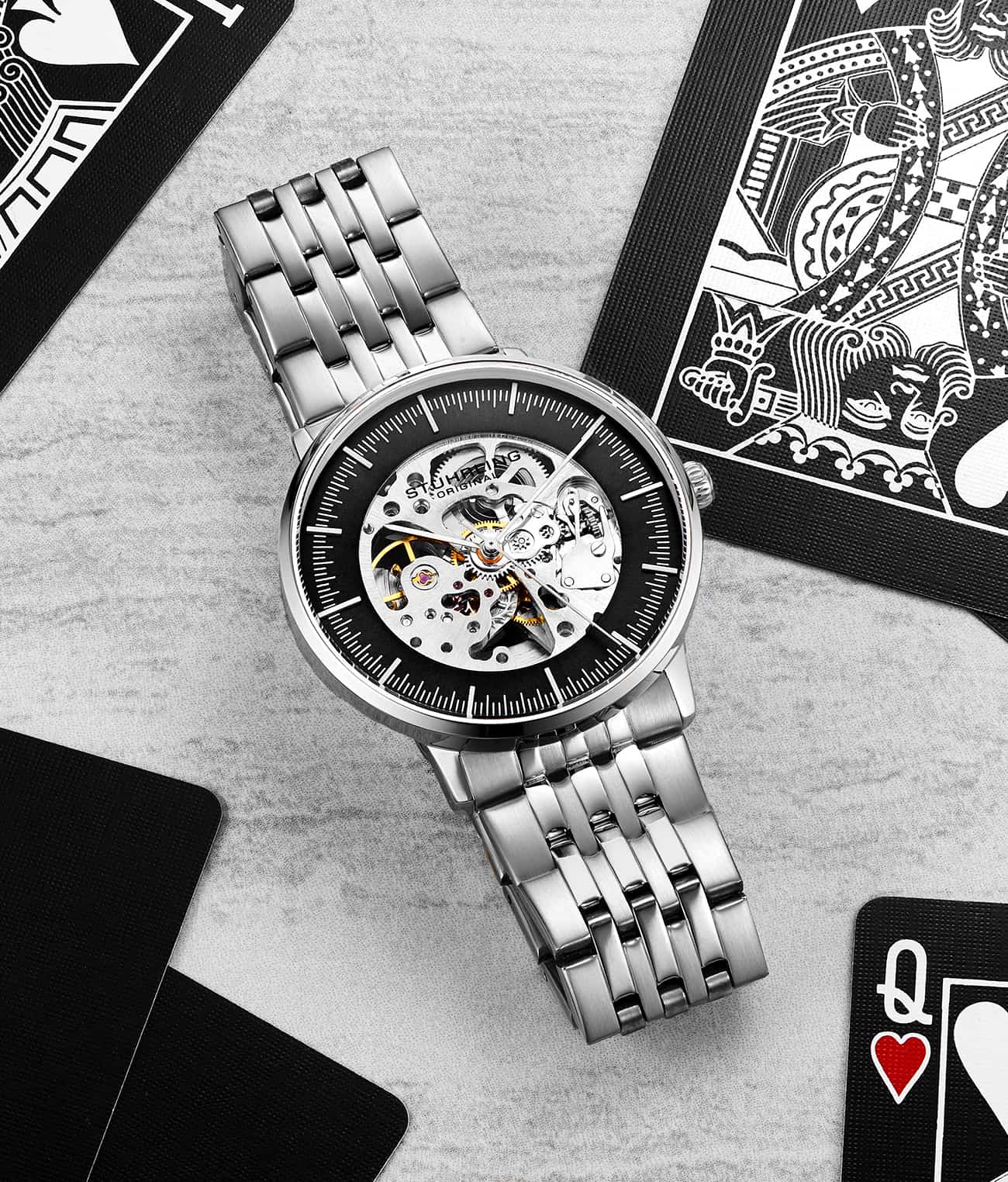 Black Dial / Silver Case / Silver Band
