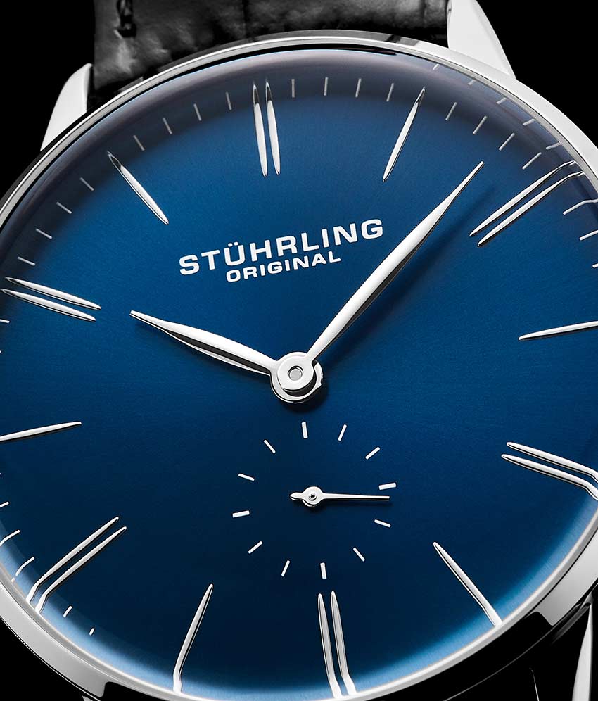 Blue Dial / Silver Case / Black Leather Strap Tang Buckle