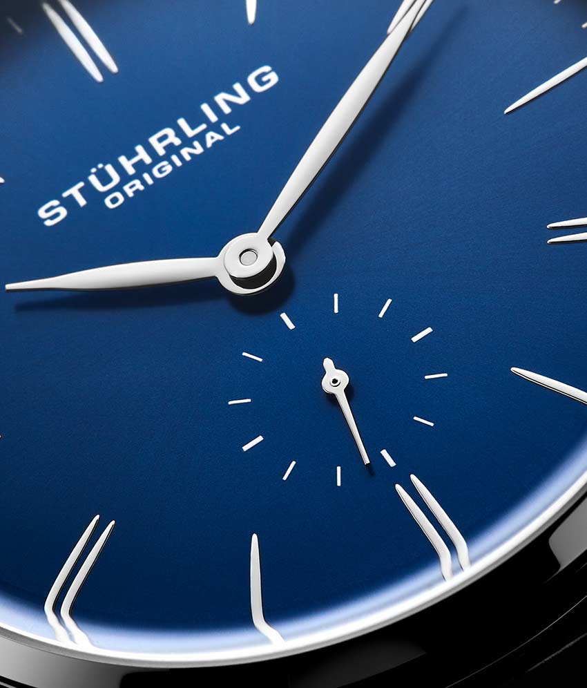 Blue Dial / Silver Case / Black Leather Strap Tang Buckle