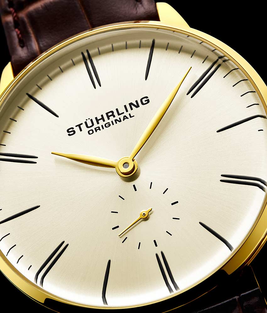 Champagne Dial / Gold Case / Brown Leather Strap Tang Buckle