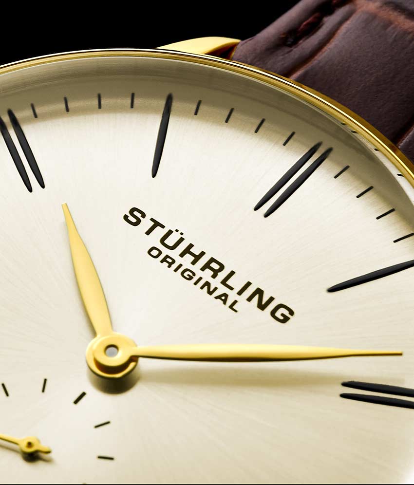 Champagne Dial / Gold Case / Brown Leather Strap Tang Buckle