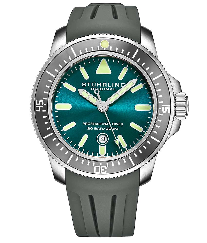 Tachymeter 923.01, Maritimer 935.04, Signature Pen, and Watch Tool Kit