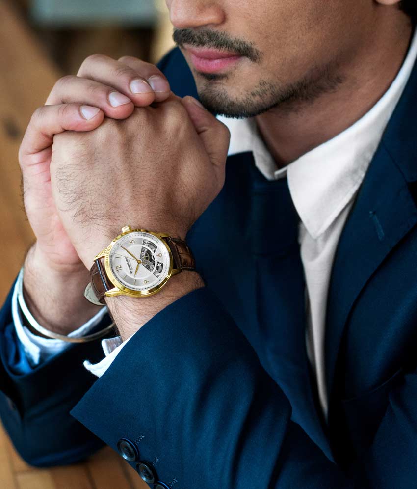 Silver Dial / Gold Case / Brown Band