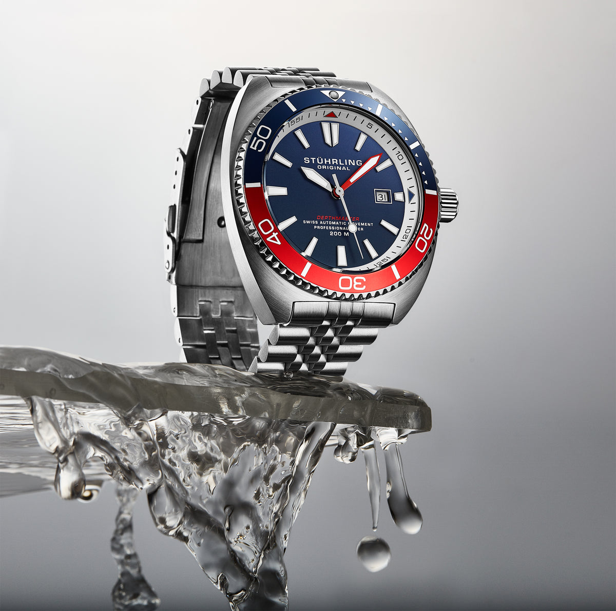 Le plongeur automatique suisse Depthmaster 1008 45 mm
