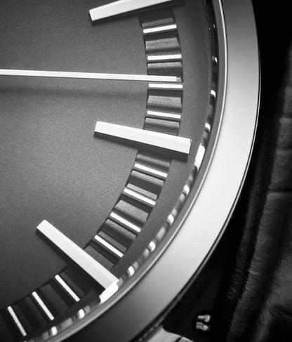 Ascot 555M Quartz 42mm Classic