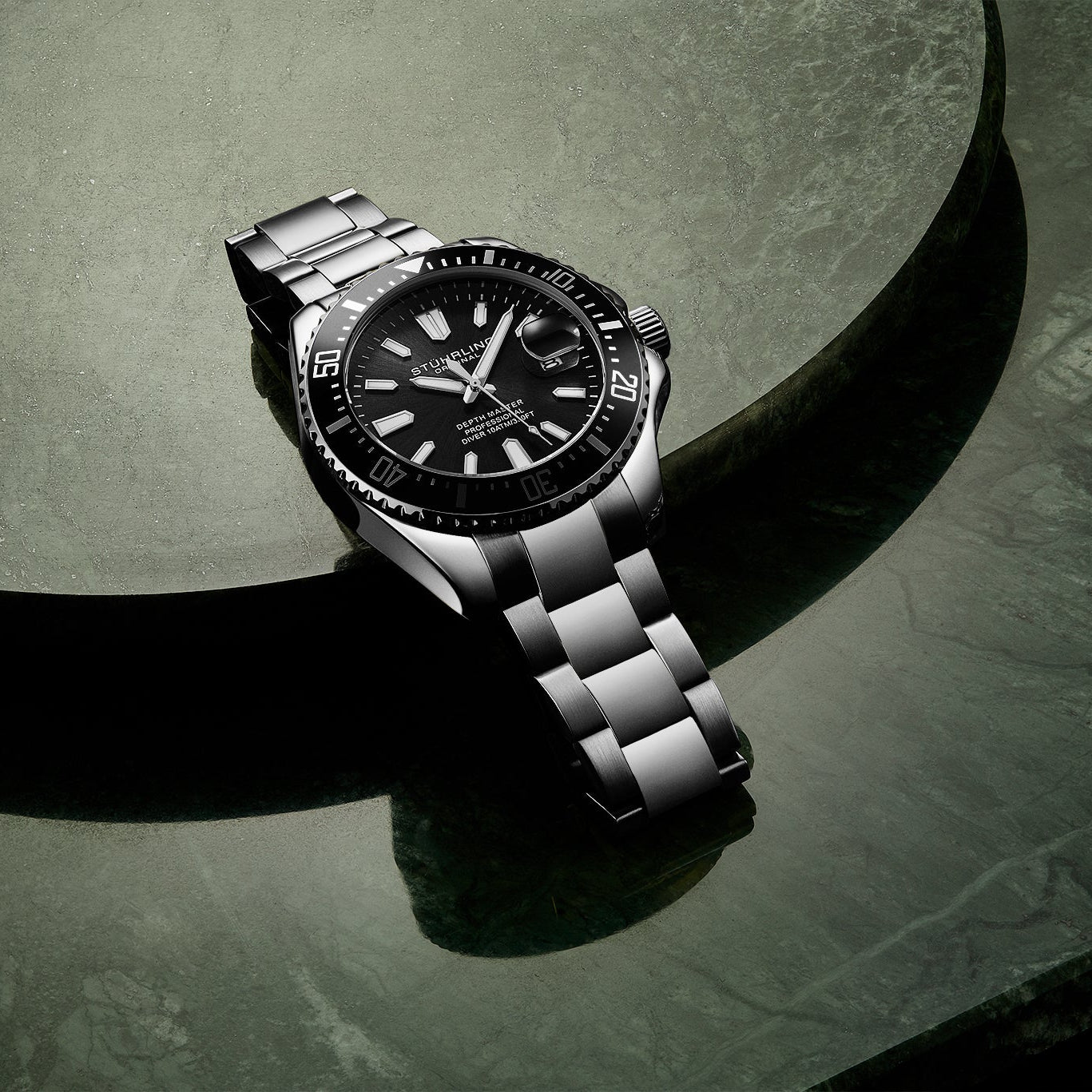 Stührling Depthmaster 3950A Quartz 42mm Diver