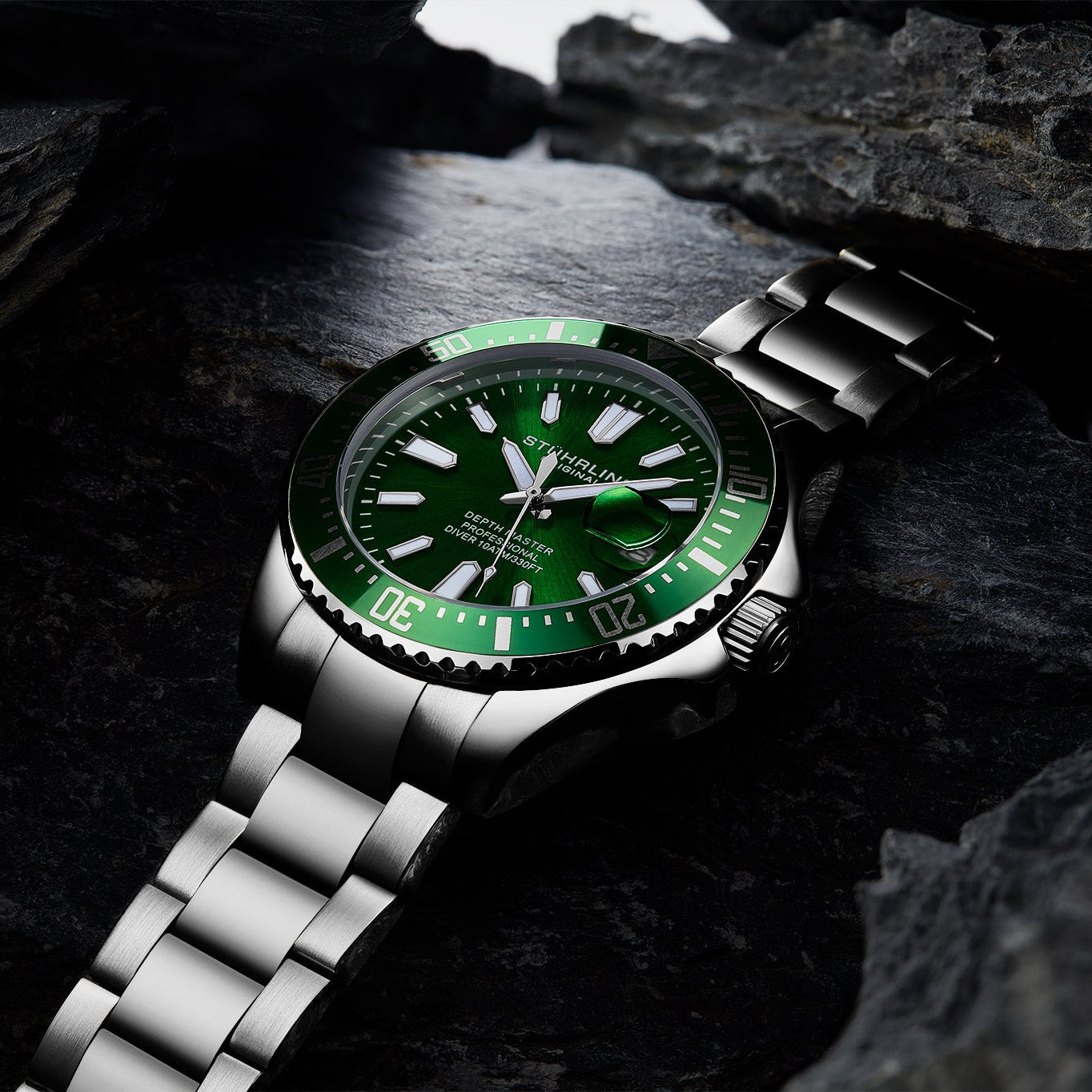 Stührling Depthmaster 3950A Quartz 42mm Diver