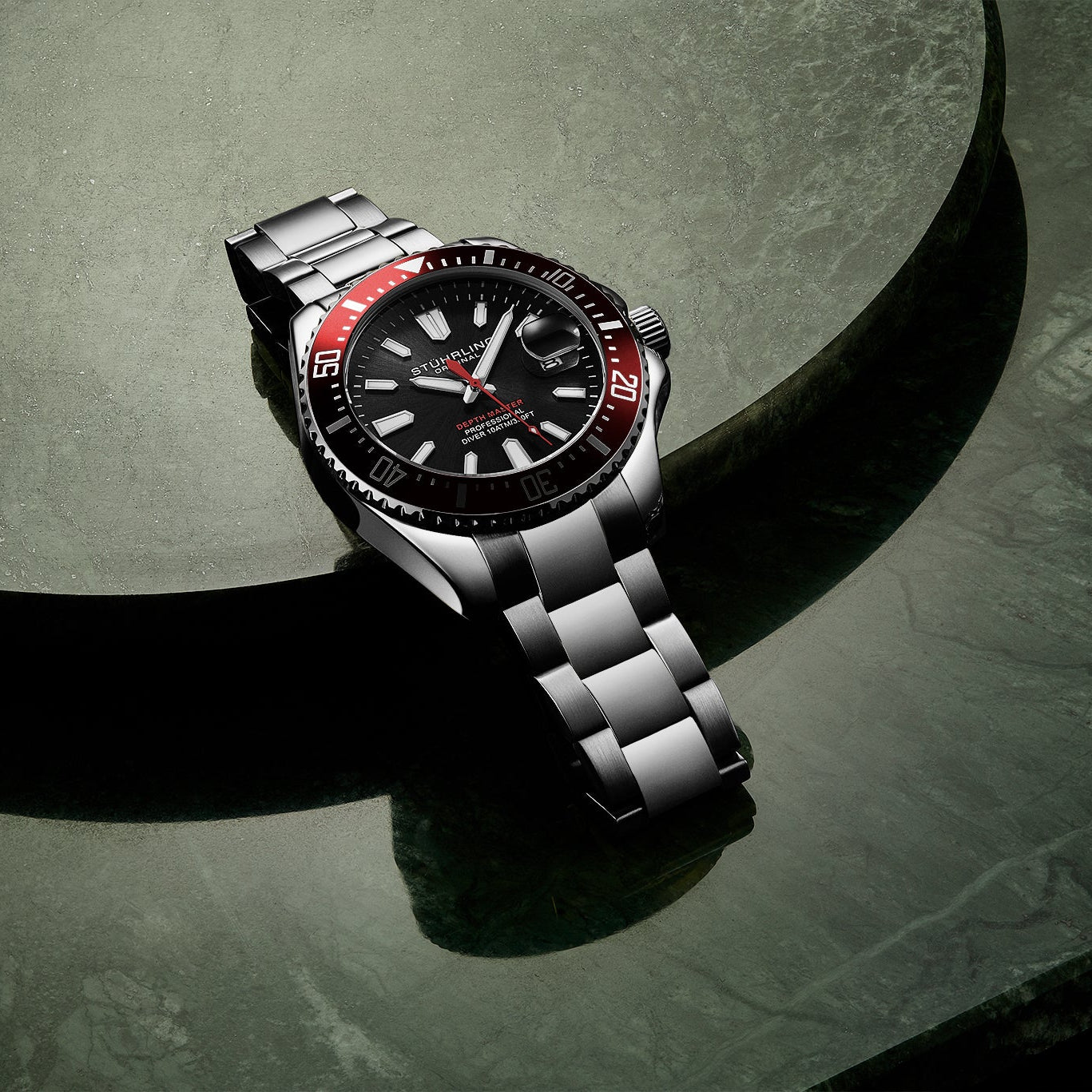 Stührling Depthmaster 3950A Quartz 42mm Diver