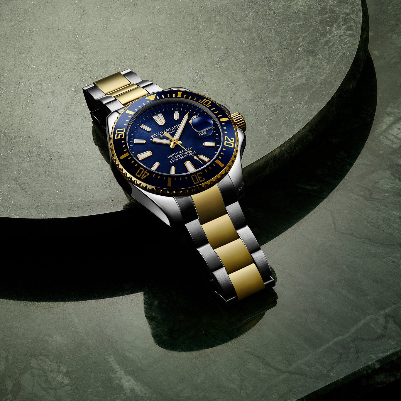 Stührling Depthmaster 3950A Quartz 42mm Diver