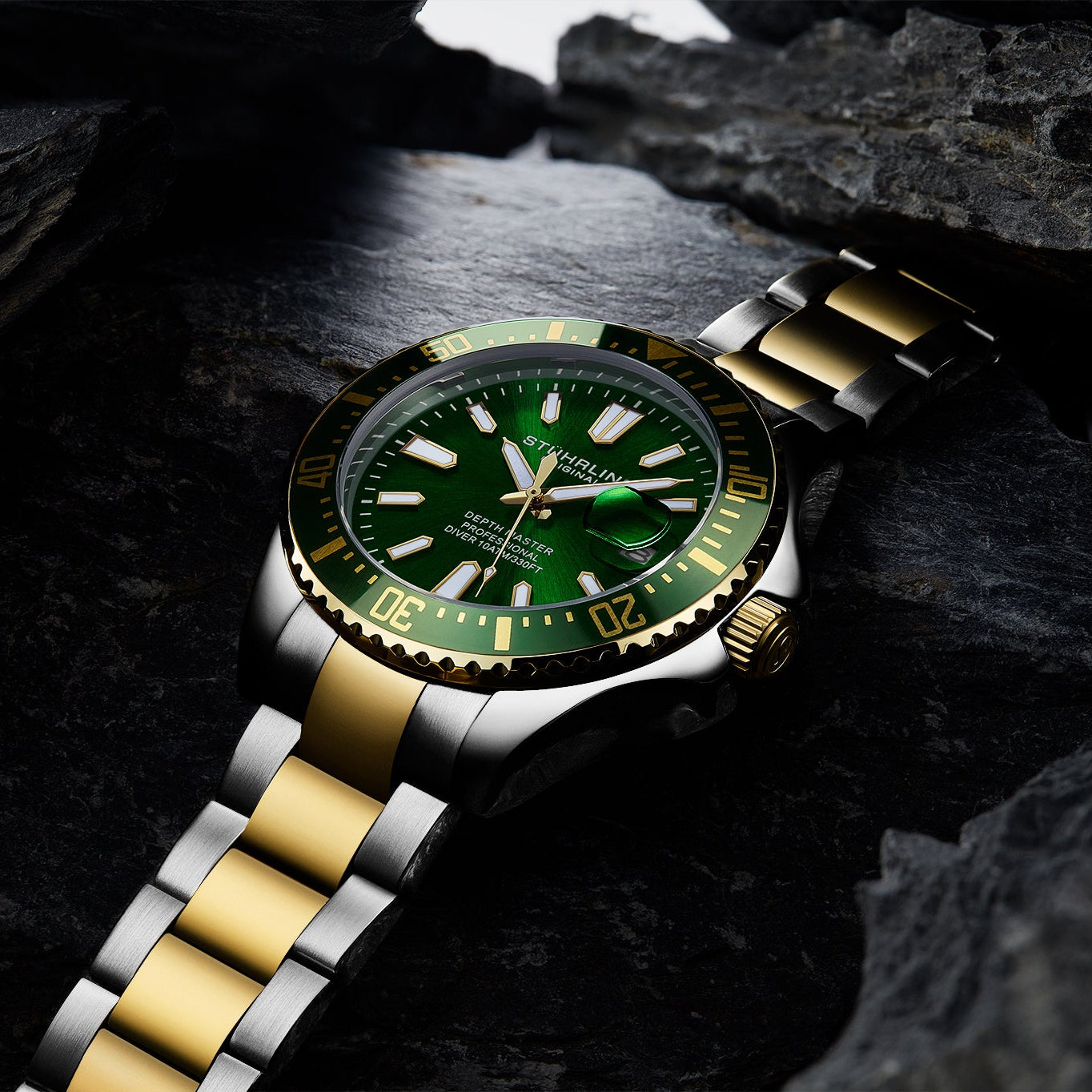 Stührling Depthmaster 3950A Quartz 42mm Diver