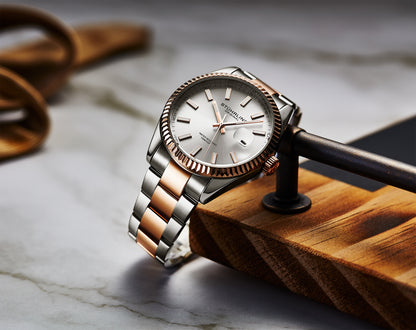 Vanguard 4069 Men's 42mm quartz