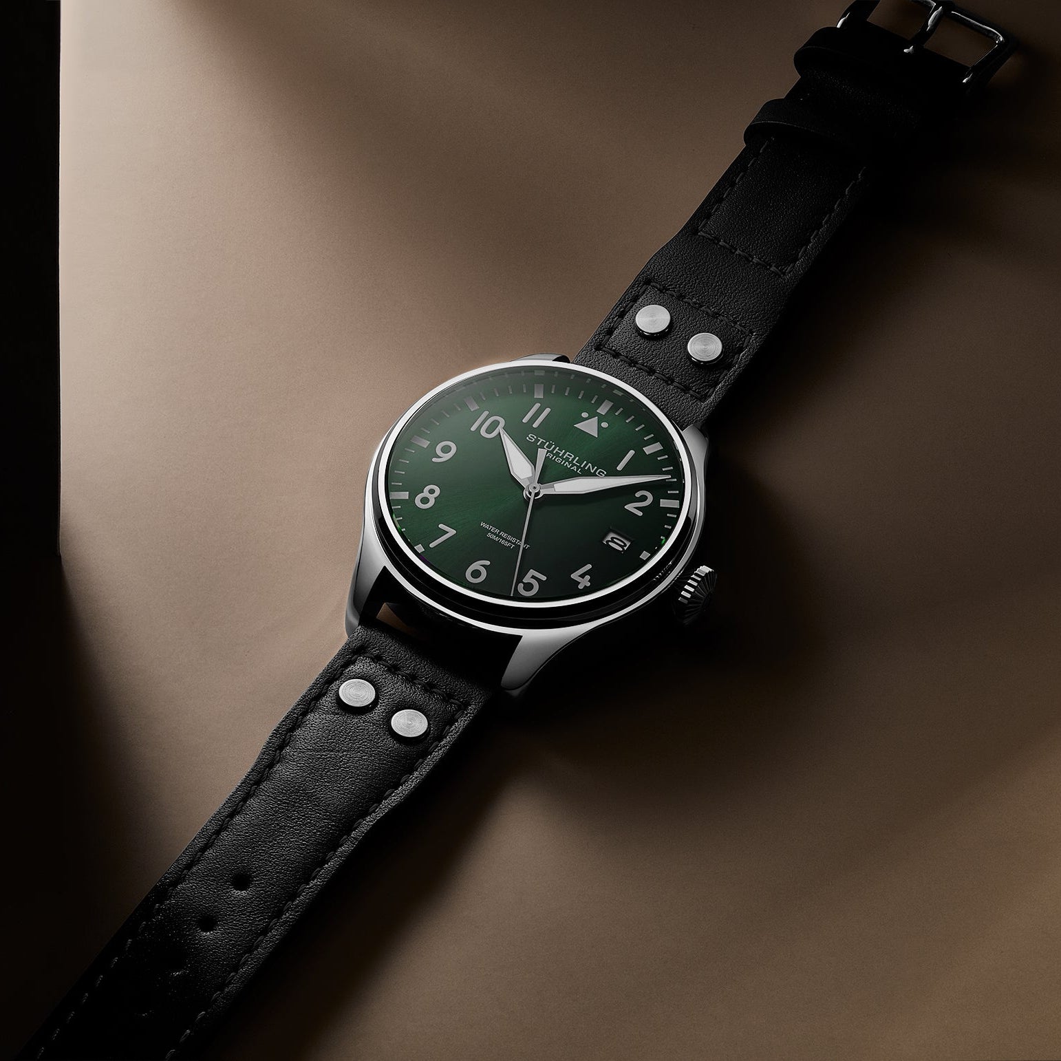 Stührling Airman 4078 Pilot Watch | Classic Aviation Style