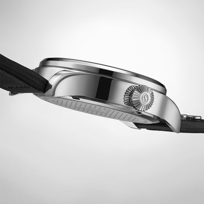 Airman 4078 Quartz Men’s 43mm Pilot Watch