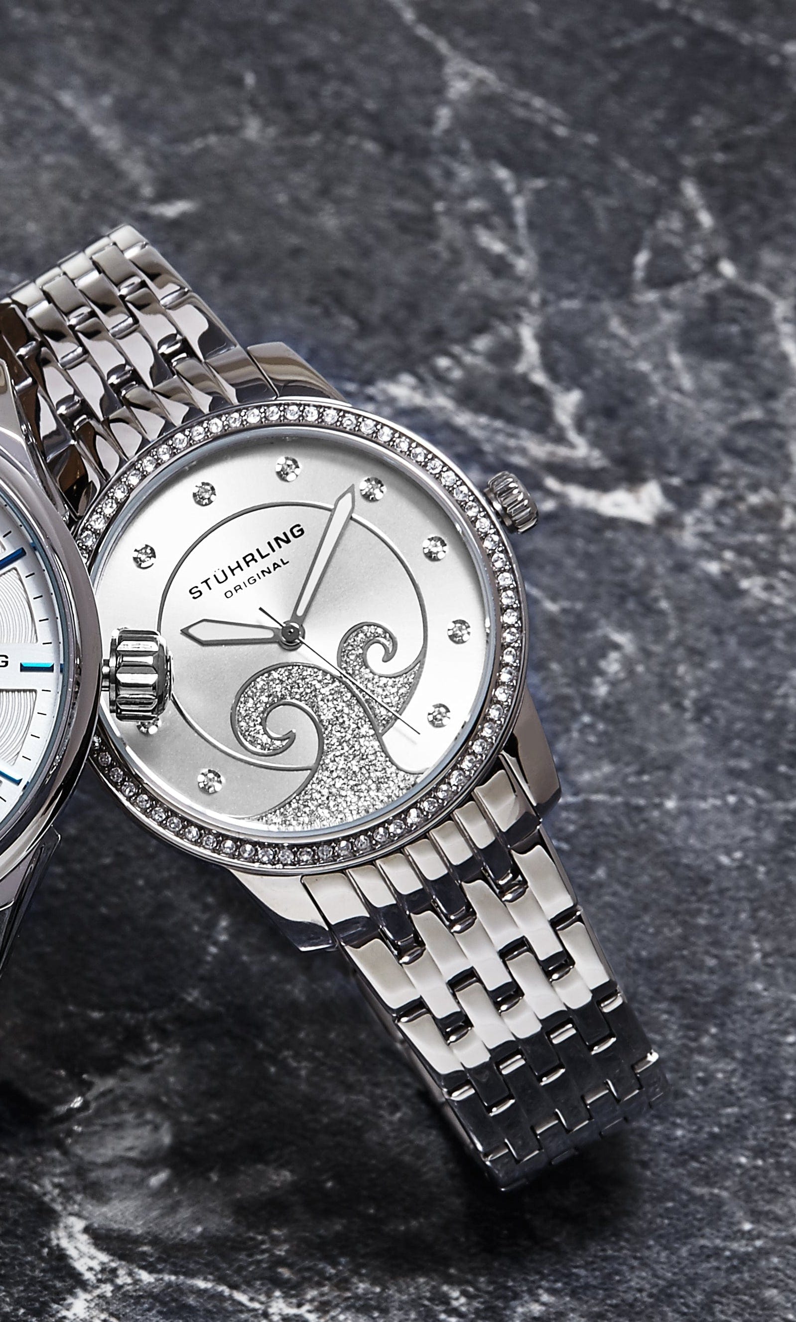 Coronet 569 Quartz 37mm Classic