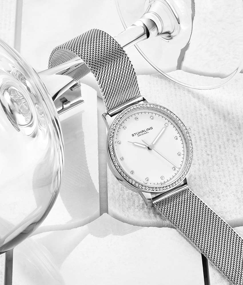 Silver Dial / Silver Case / Silver Band