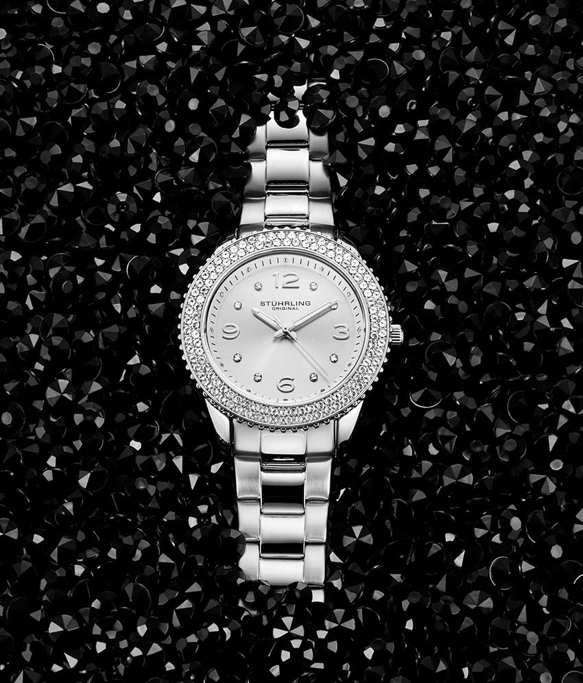 Silver Dial / Silver Case / Silver Band