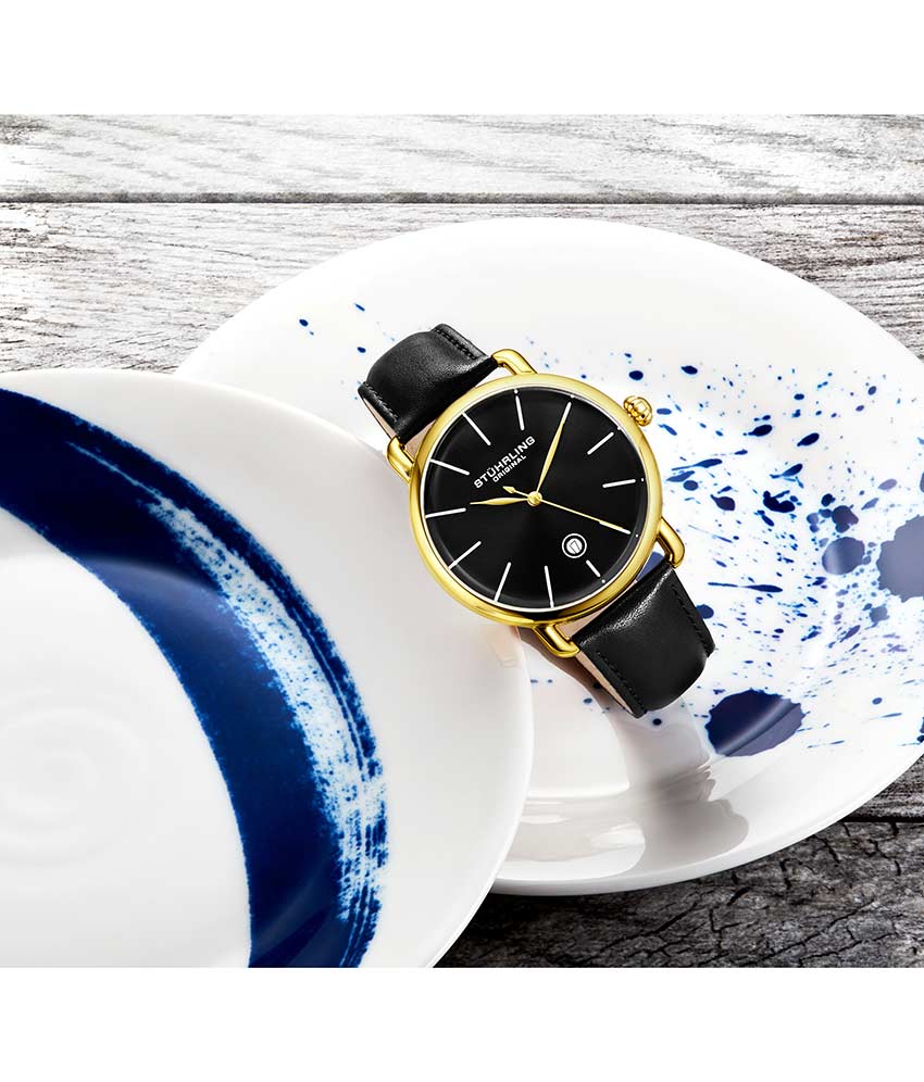 Black Dial / Gold Case / Black Band