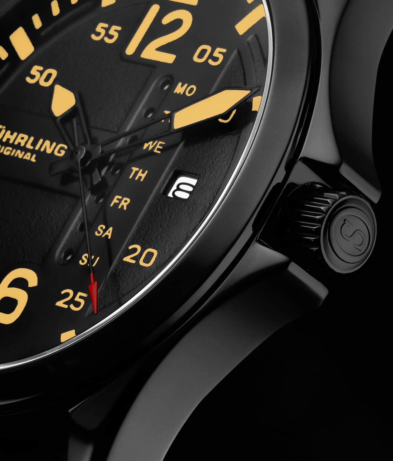 Aviator 3916.3 and 929.01, Signature Pen, and Watch Tool Kit