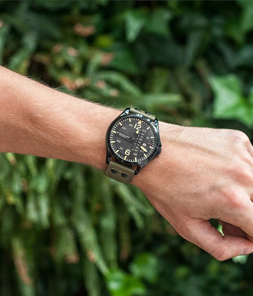 Aeronaut 44mm Aviator, Volda 45mm Aviator, and Stührling Signature Pen