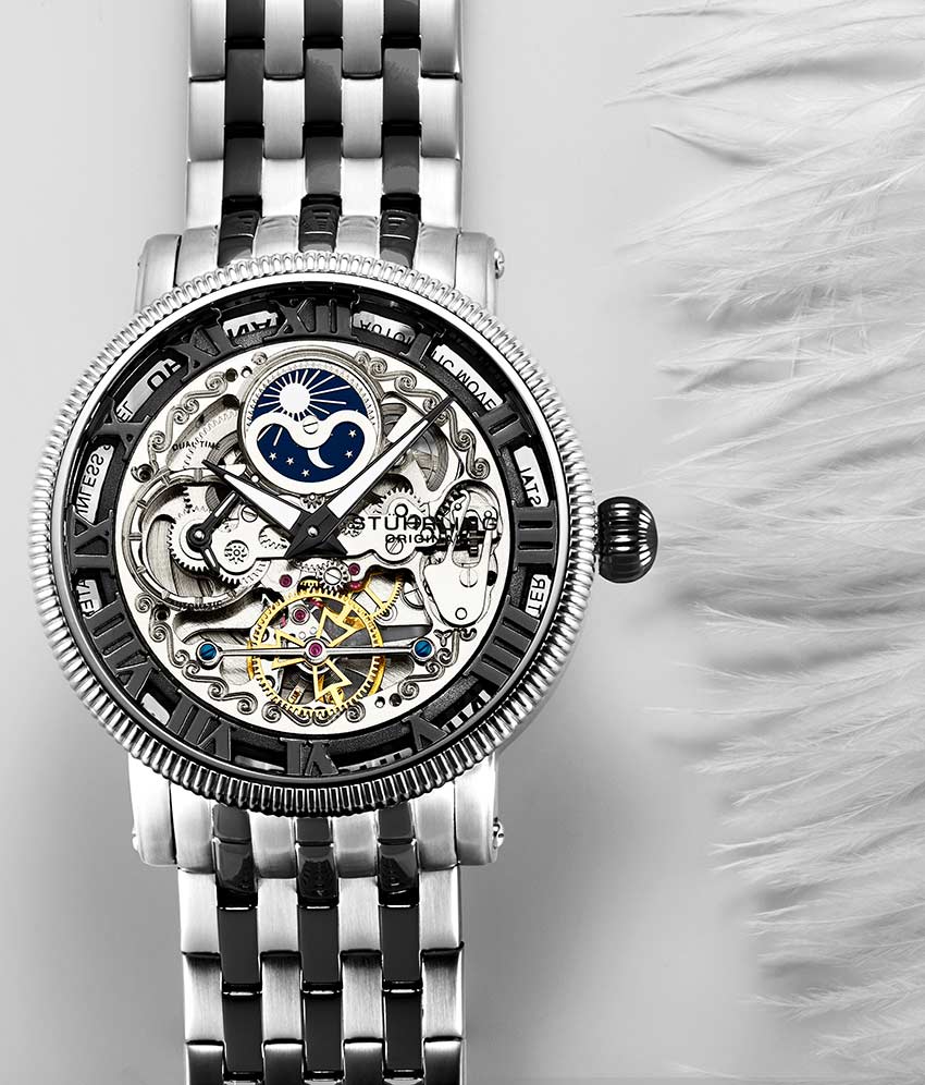 Black Dial / Silver Case / Black Band