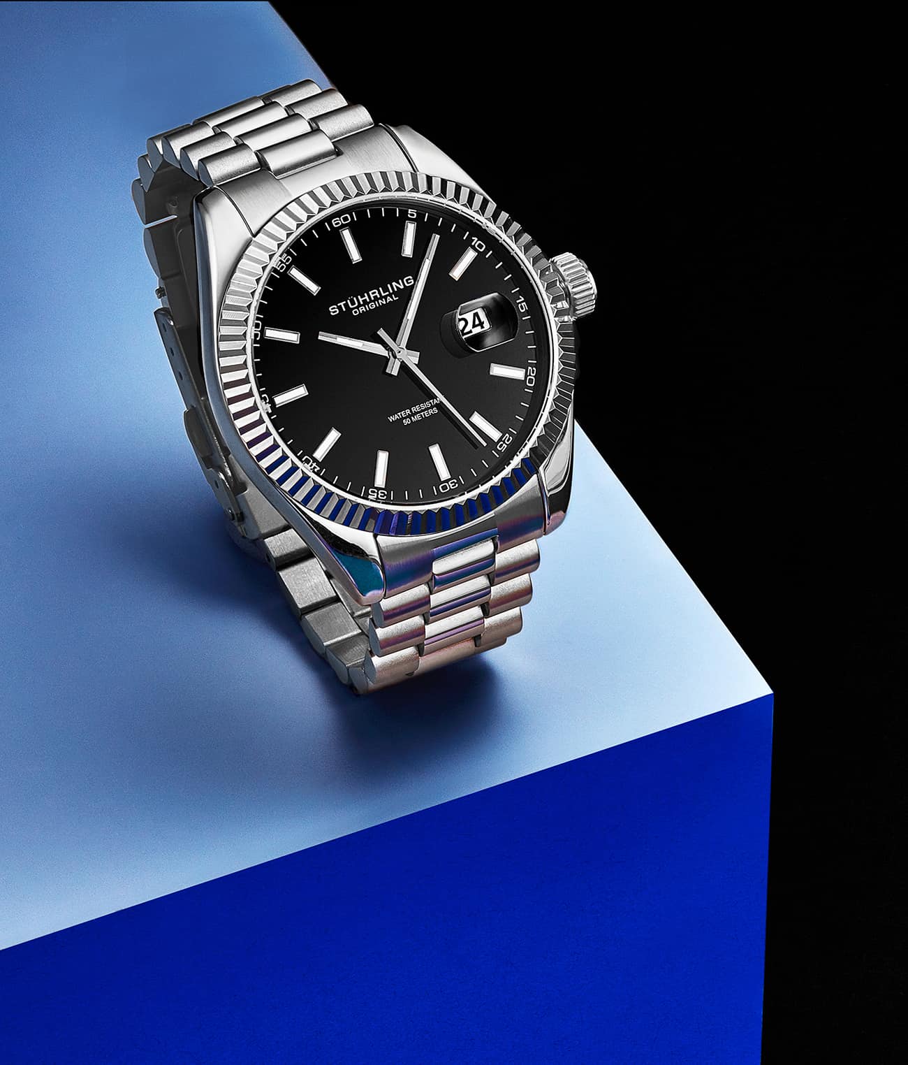 Black Dial / Silver Case / Silver Band