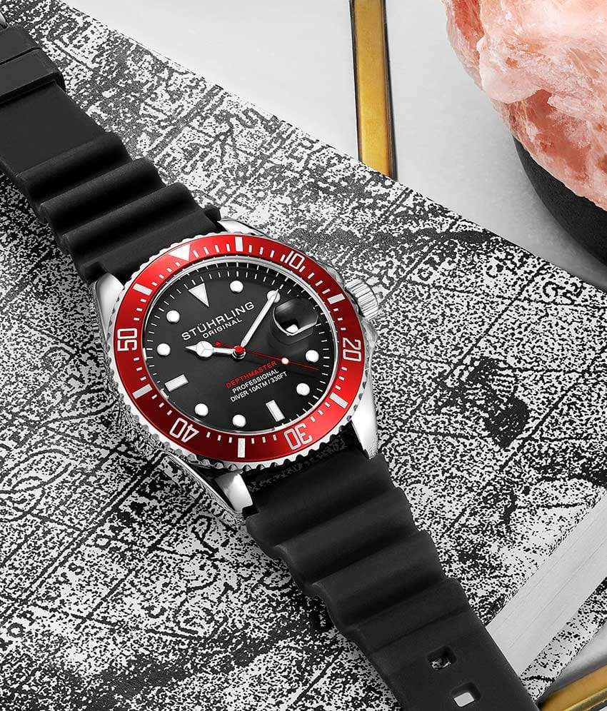 Black Dial / Silver Case / Black Band 2