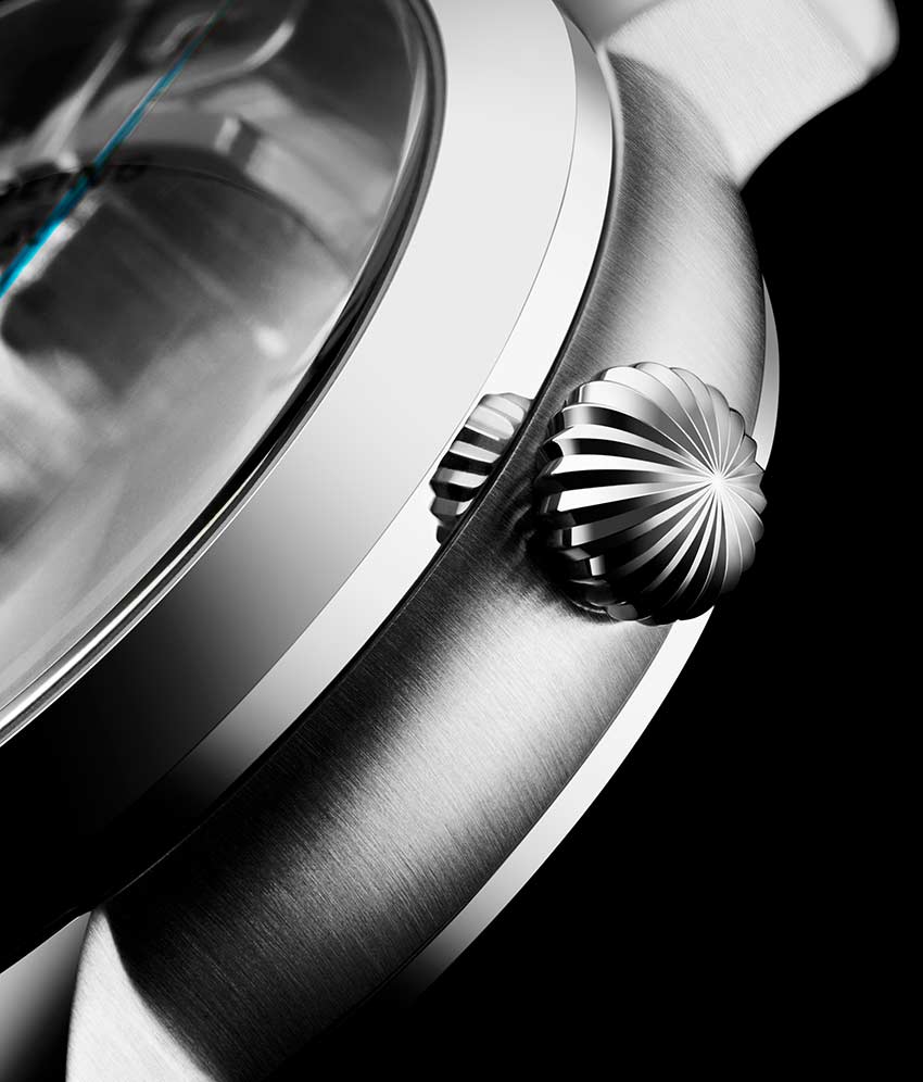 Silver Dial / Silver Case / Silver Band