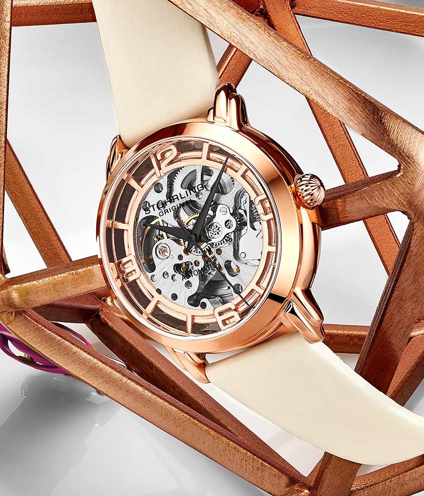 Silver Dial / Rose Case / White Band