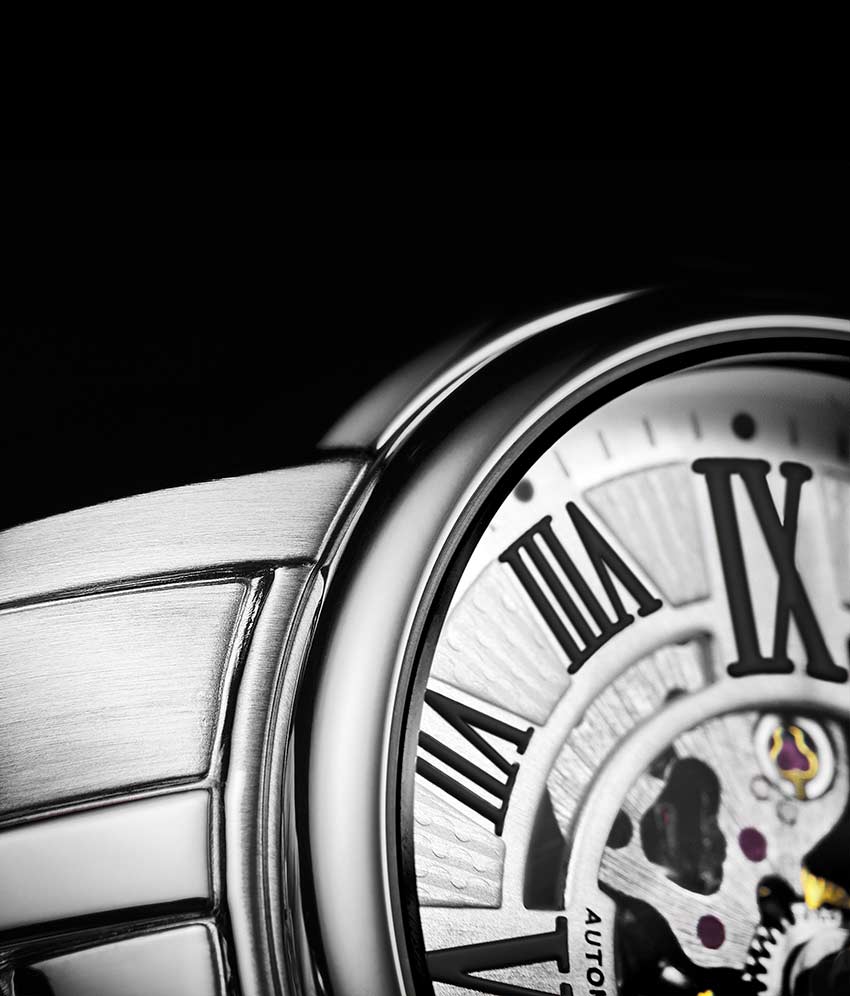 Silver Dial / Silver Case / Silver Stainless Steel Bracelet Deployant Buckle