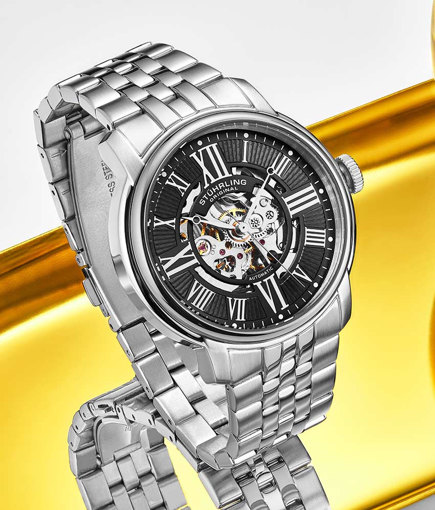 Black Dial / Silver Case / Silver Stainless Steel Bracelet Deployant Buckle