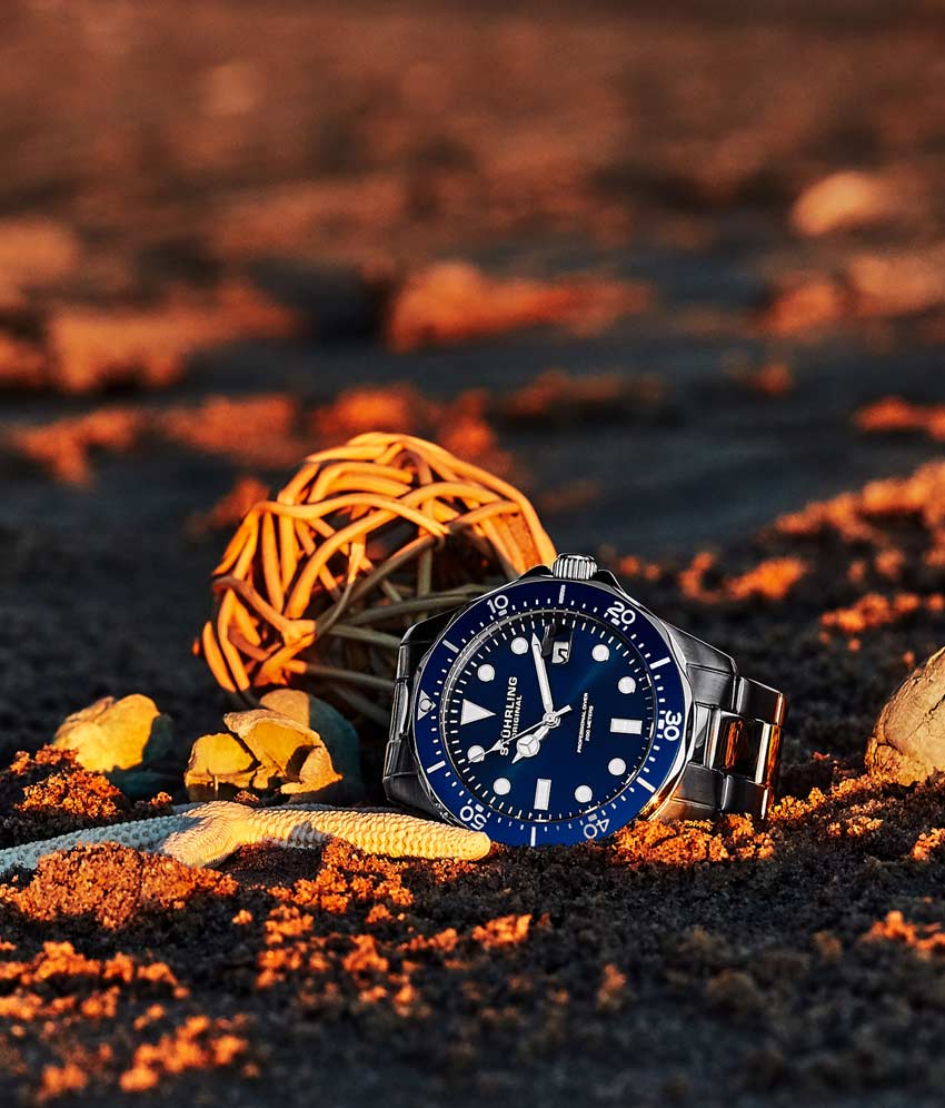 Blue Dial / Silver Case / Silver Stainless Steel Bracelet Deployant Buckle