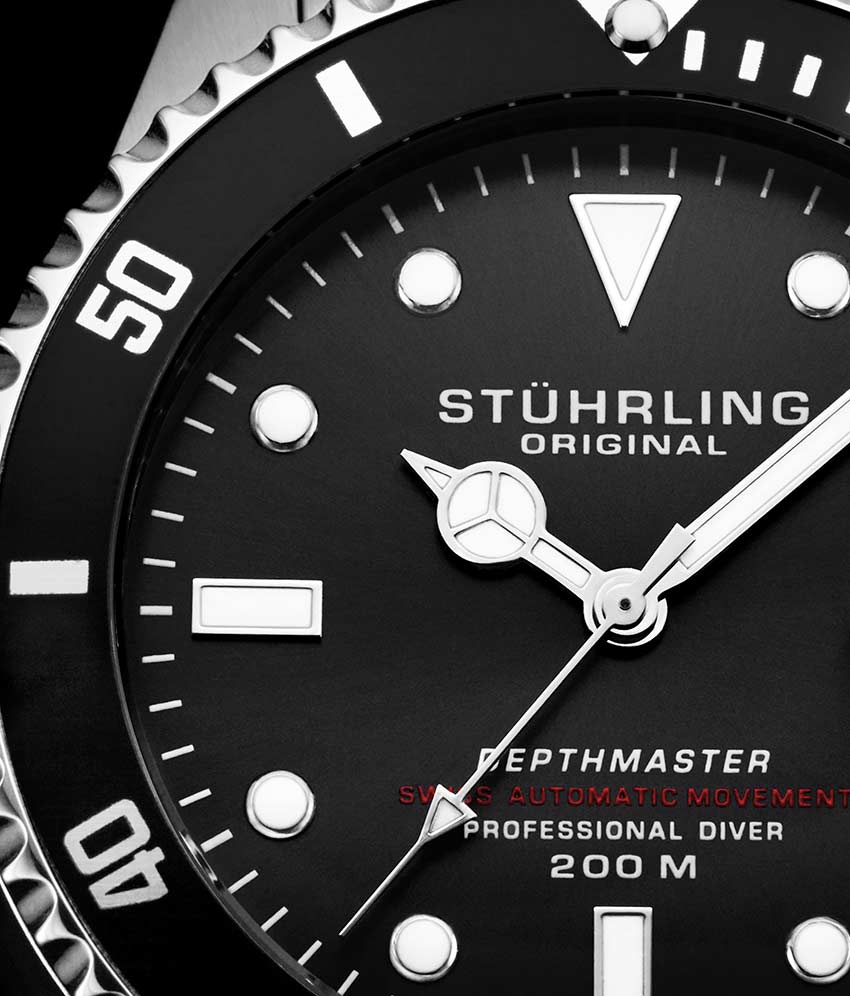 Black Dial / Silver Case / Silver Band